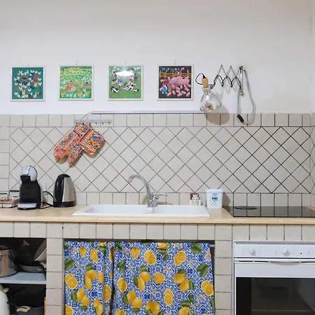 Nel Centro Storico Di - Via Meli's House * パレルモ