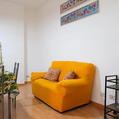 Nel Centro Storico Di - Via Meli's House